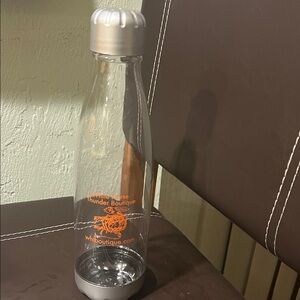 ( 0343) Refile bottle water Silver & Thee Golden Tiger Art by Julie Lee